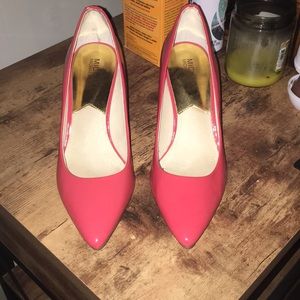 Michael kors pump